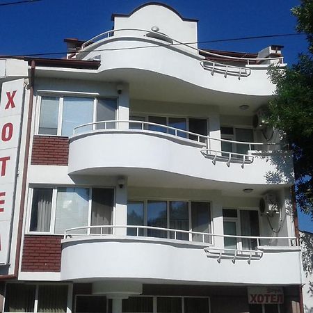 Hotel Zora Видин Екстер'єр фото
