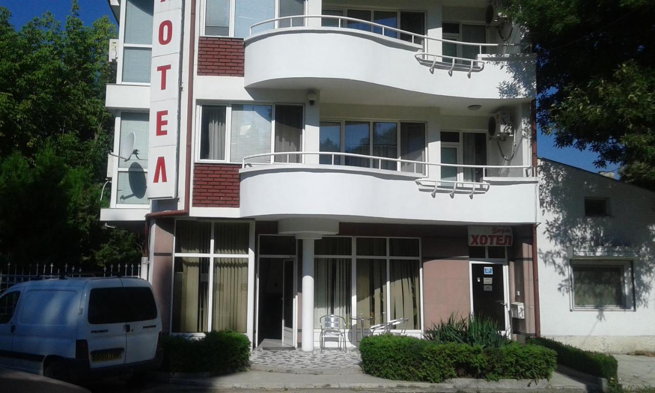 Hotel Zora Видин Екстер'єр фото