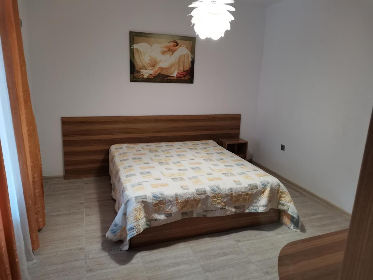 Hotel Zora Видин Екстер'єр фото