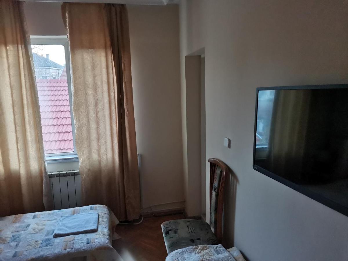 Hotel Zora Видин Екстер'єр фото