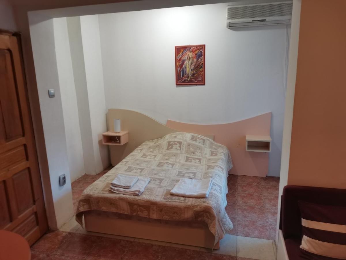 Hotel Zora Видин Екстер'єр фото