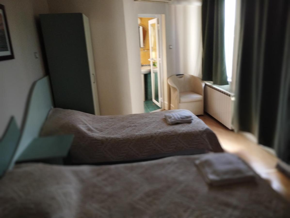 Hotel Zora Видин Екстер'єр фото