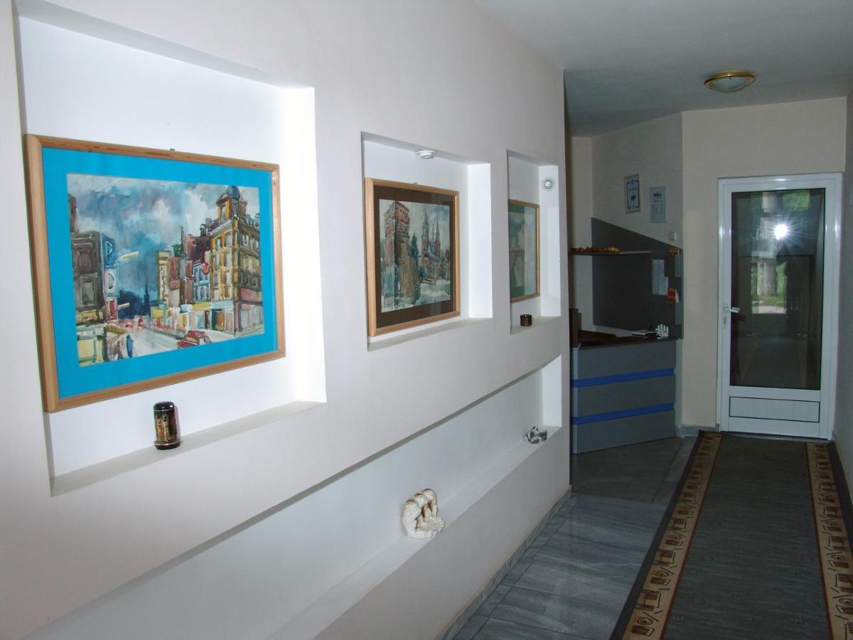 Hotel Zora Видин Екстер'єр фото