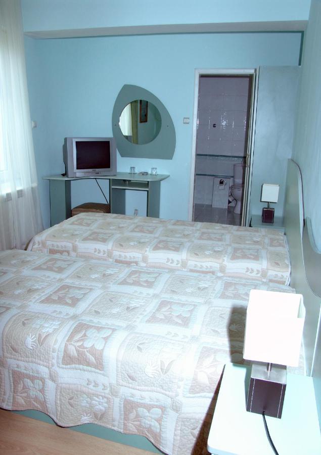 Hotel Zora Видин Екстер'єр фото