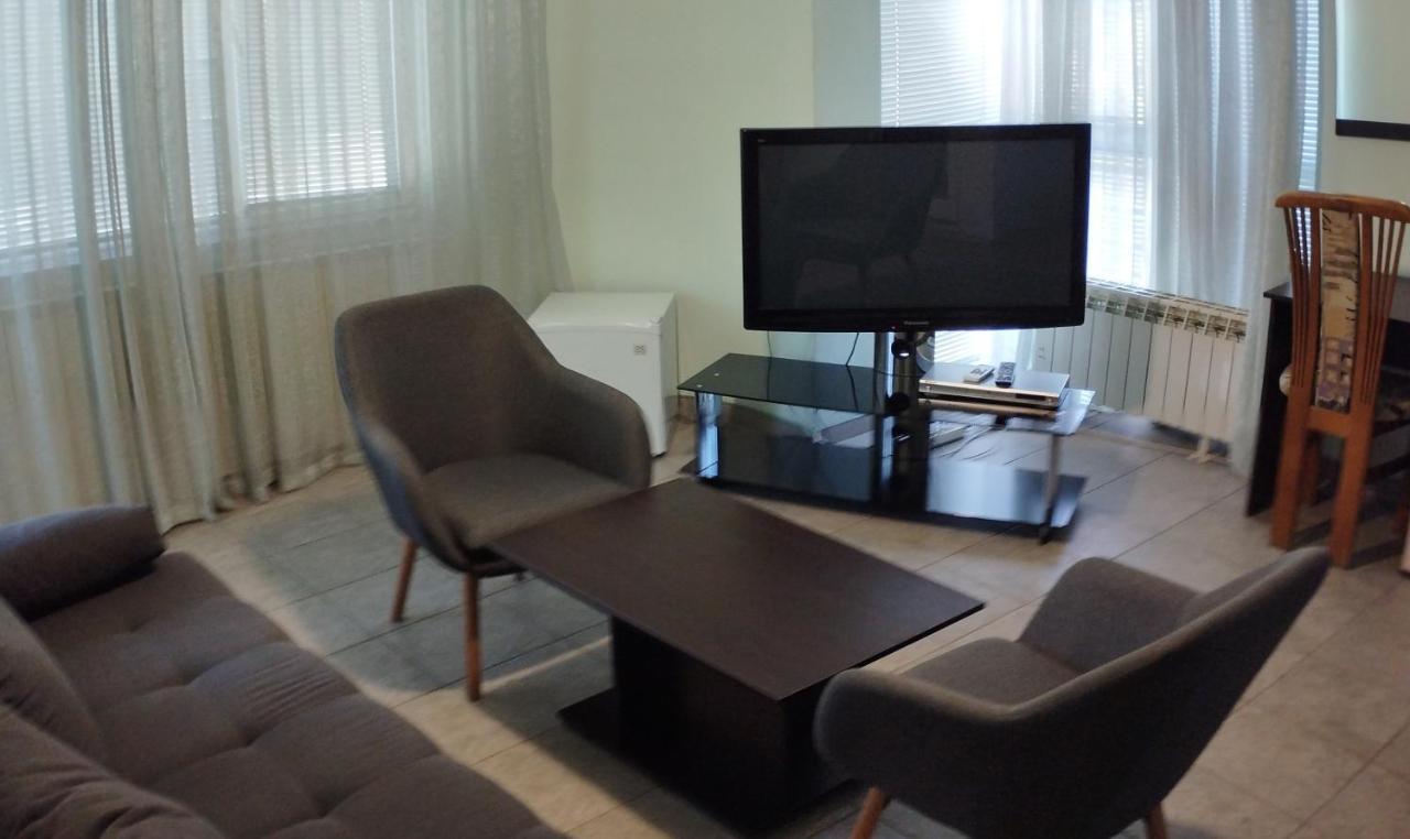 Hotel Zora Видин Екстер'єр фото