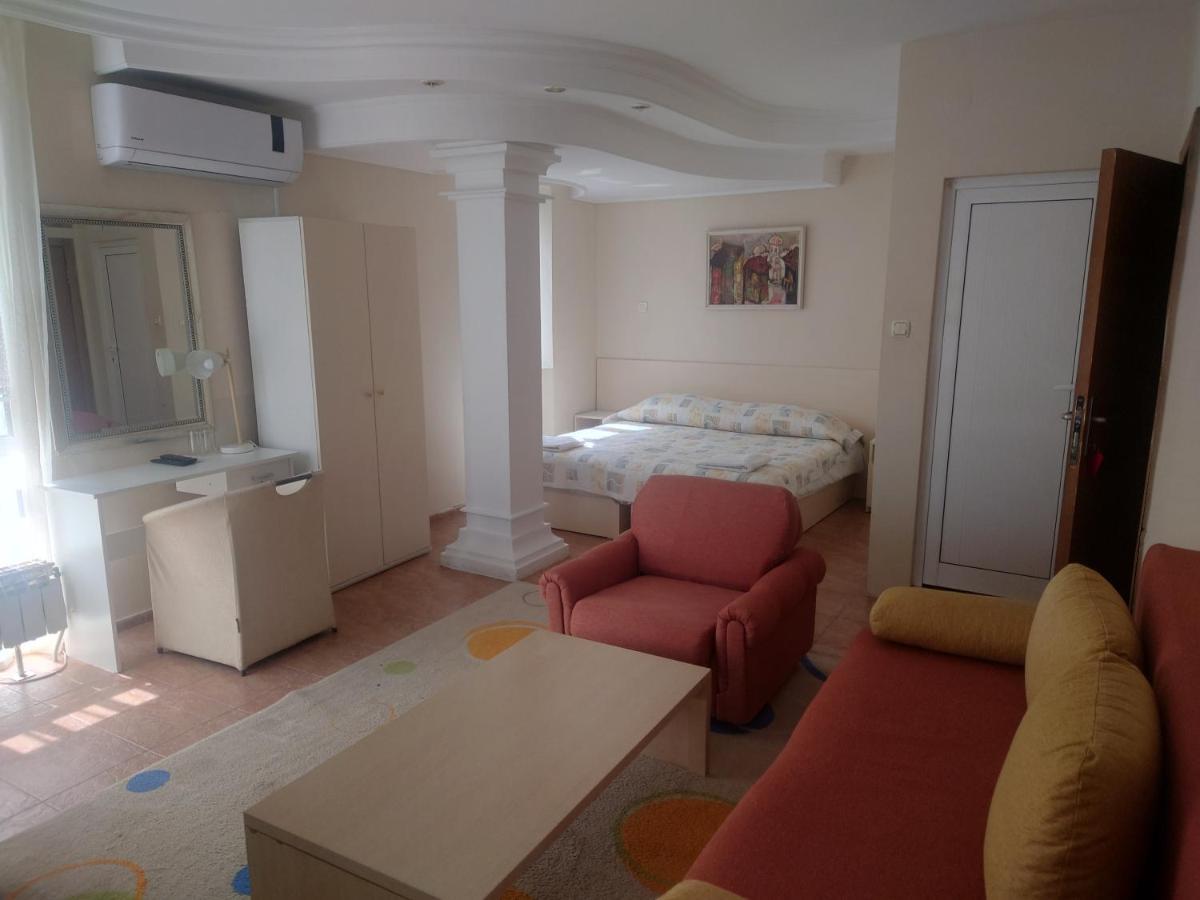 Hotel Zora Видин Екстер'єр фото