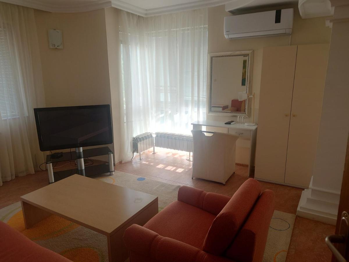 Hotel Zora Видин Екстер'єр фото