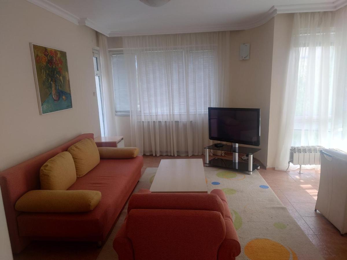 Hotel Zora Видин Екстер'єр фото